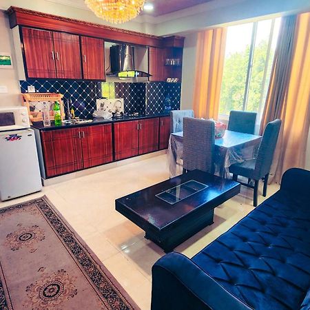 Aqua Apartment Murree Exterior foto